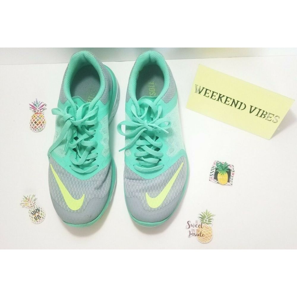 Nike Women Running Shoes Green and Grey 7